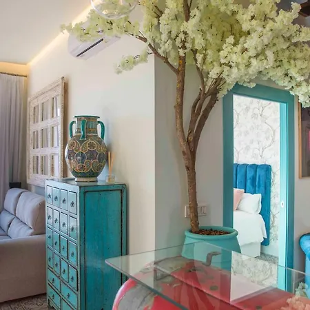 Appartement Apartamento Atico Ava Gardner, Penthouse De 2 Dormitorios Y 2 Banos, Solarium Con Vistas Espectaculares, El Apartamento Tiene Una Ubicacion Unica Ya Que En Ascensor Privado Tardamos 2 Mts A La Playa Y A La Vez Estas En El Centro De Torremolinos